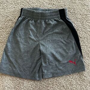 Boys 4T puma shorts, like new condition!